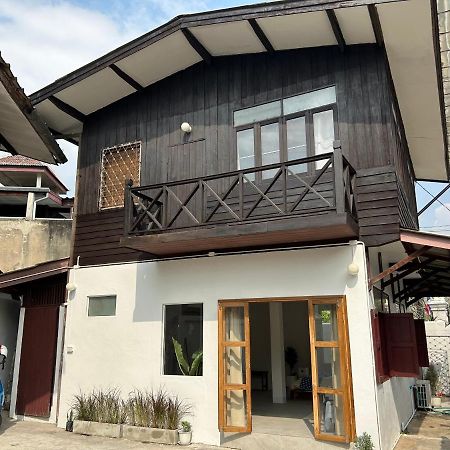 Cozy Villa In Chiangmai Old Town Чиангмай Экстерьер фото
