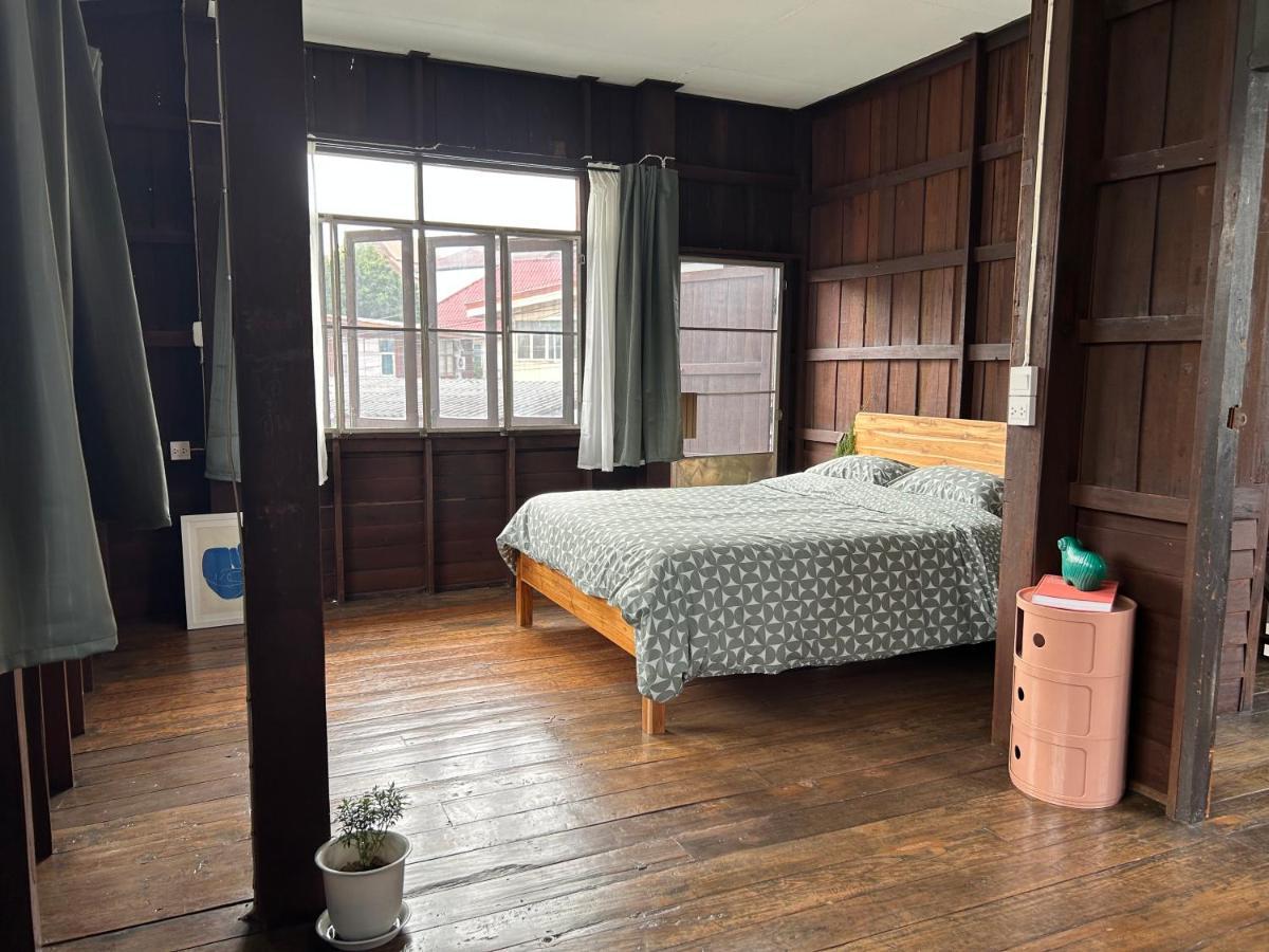 Cozy Villa In Chiangmai Old Town Чиангмай Экстерьер фото