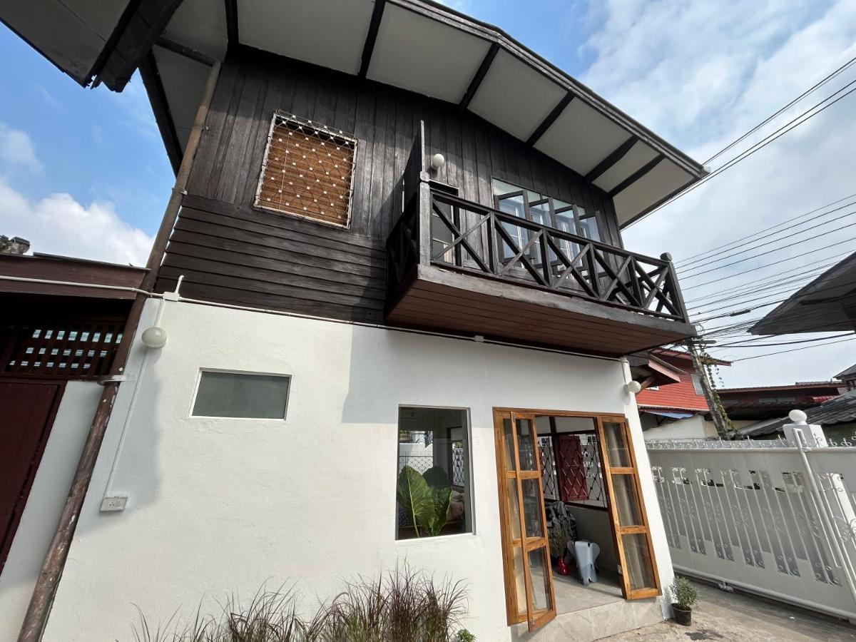 Cozy Villa In Chiangmai Old Town Чиангмай Экстерьер фото